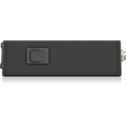 The Behringer ULTRA-DI DI400P DI Box