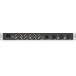 The Behringer POWERPLAY HA6000 Amp